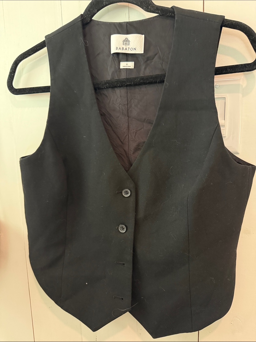 Babaton Black Tailored V-Neck Vest